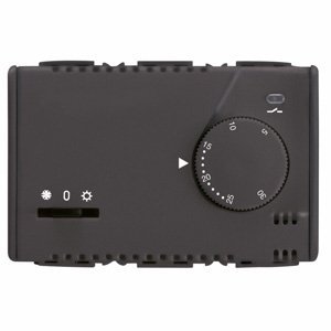 Gewiss NYÁRI/TÉLI elektromos fan-coil termosztát forgókapcs.val - 230V ac 50/60Hz - 3 modul - System black