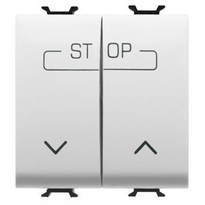 Gewiss Dupla nyomógomb 250V AC - Rugós vezetékbekötésű - 1P NO 16A - Szimbólum: fel-le-stop - 2 modulos - Szatén fehér - CHORUSMART
