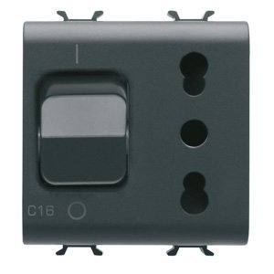 Gewiss Reteszelő kapcsolós csatlakozó-aljzat - 2P+E 16A P17/P11 - Kismegszakítóval 1P+N 16A - 230 V AC - 2 modulos - Szatén fekete - CHORUSMART termékfotó