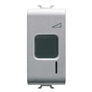 Gewiss Elektronikus szabályozó berendezés - Nyomógomb - 230 V AC 50/60Hz - Rezisztív 60- 500W / induktív 60-500VA - 1 modulos - Titánium - CHORUSMART