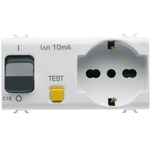 Gewiss Reteszelő kapcsolós csatlakozó-aljzat - 2P+E 16A P40 - Áram-védőkapcsolóval 1P+N 16A - 230 V AC - 4 modulos - Fényes fehér - CHORUSMART termékfotó