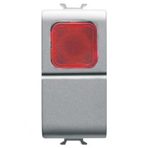 Gewiss Nyomógomb 1P 250V AC - NO 16A - Piros fénykibocsátó lencse - 1 modulos - Titánium - CHORUSMART