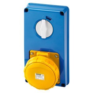 Gewiss Függőleg., fix reteszelt csatl. -aljzat - Hátlap nélk. - Olvadóbizt. foglalat nélk. - 2P+E 63A 100-130V - 50/60HZ 4H - IP67