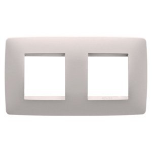 Gewiss One international díszítőkeret - Festett technopolimer - 2+2 modulos, vízszintes- bézs - CHORUSMART termékfotó